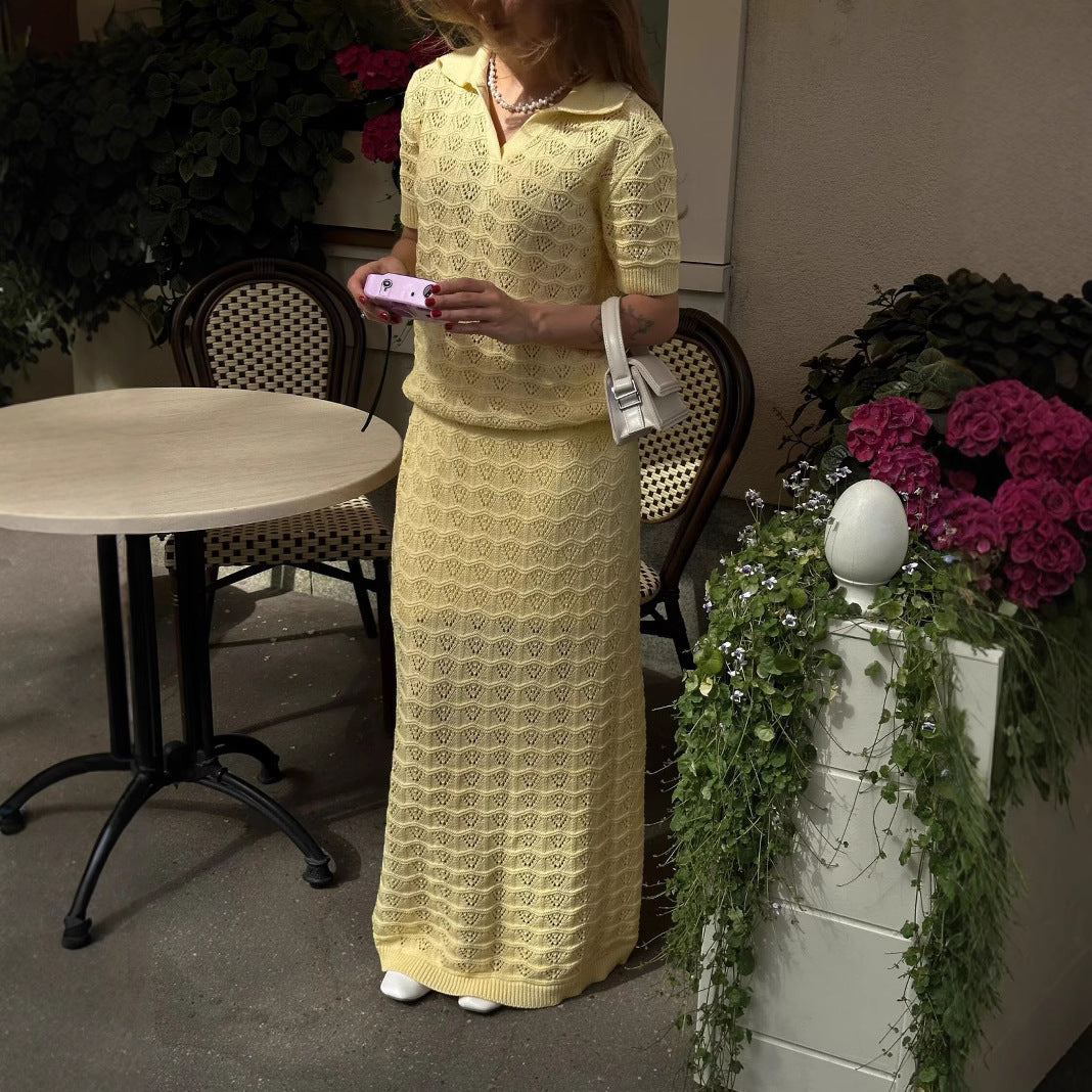 Kvinnors stickade klänning i virkad design med polokrage Mirla-Eva Jonsson