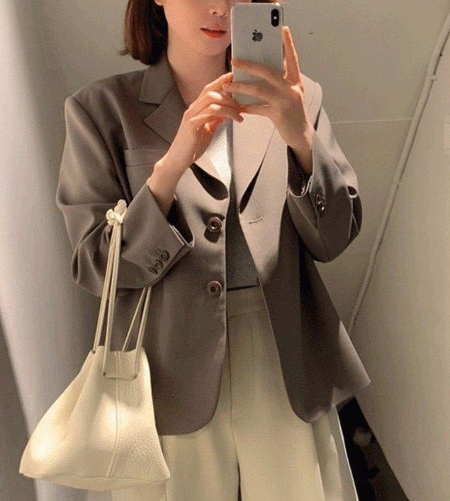 Kvinnors stiliga blazer med elegant snitt Mirla-Eva Jonsson