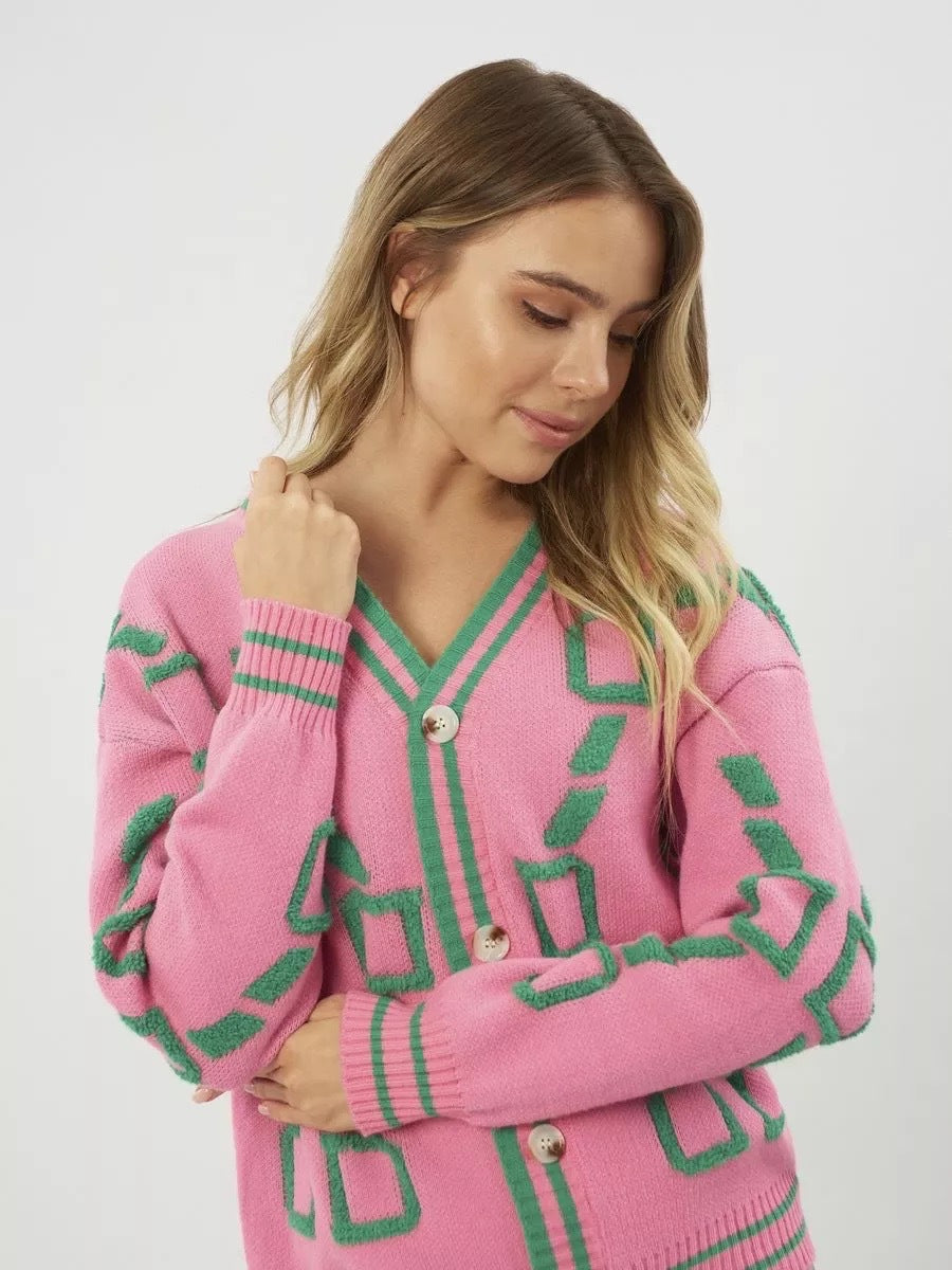 Kvinnors stiliga cardigan med geometriskt mönster och knapplist Mirla-Eva Jonsson