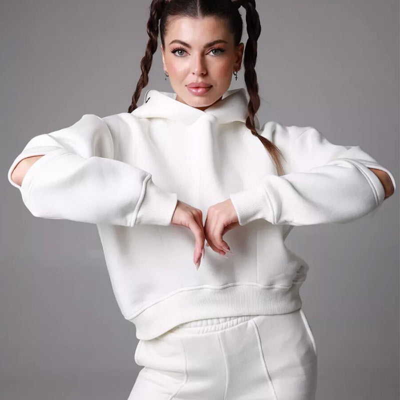 Kvinnors stiliga cropped hoodie med huva och avslappnad passform Mirla-Eva Jonsson