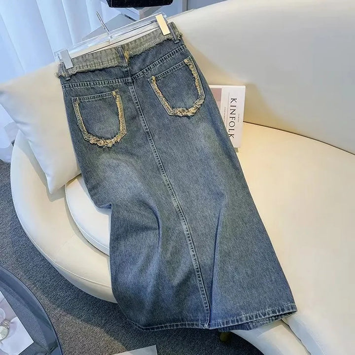 Kvinnors stiliga denim-midi kjol med framfickslits Mirla-Eva Jonsson