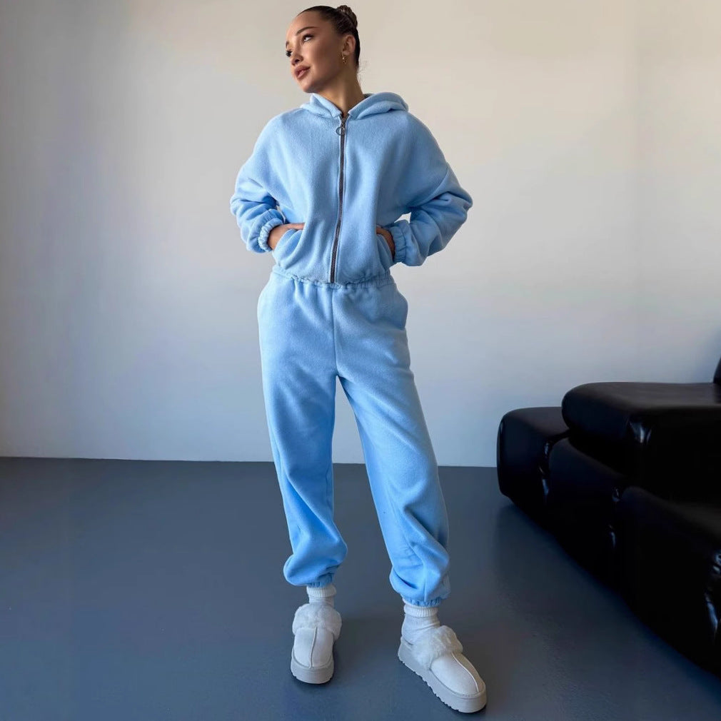 Kvinnors stiliga fleece lounge-set med kort jacka och bekväma joggers Mirla-Eva Jonsson