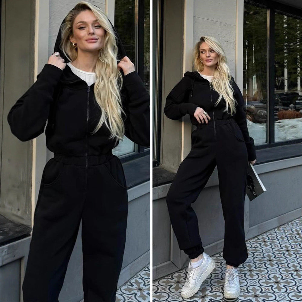 Kvinnors stiliga hoodie-set med dragkedja och fickor Mirla-Eva Jonsson