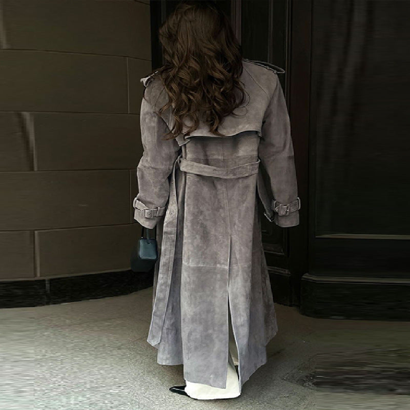 Kvinnors stiliga och bekväma långsuede trench coat Mirla-Eva Jonsson