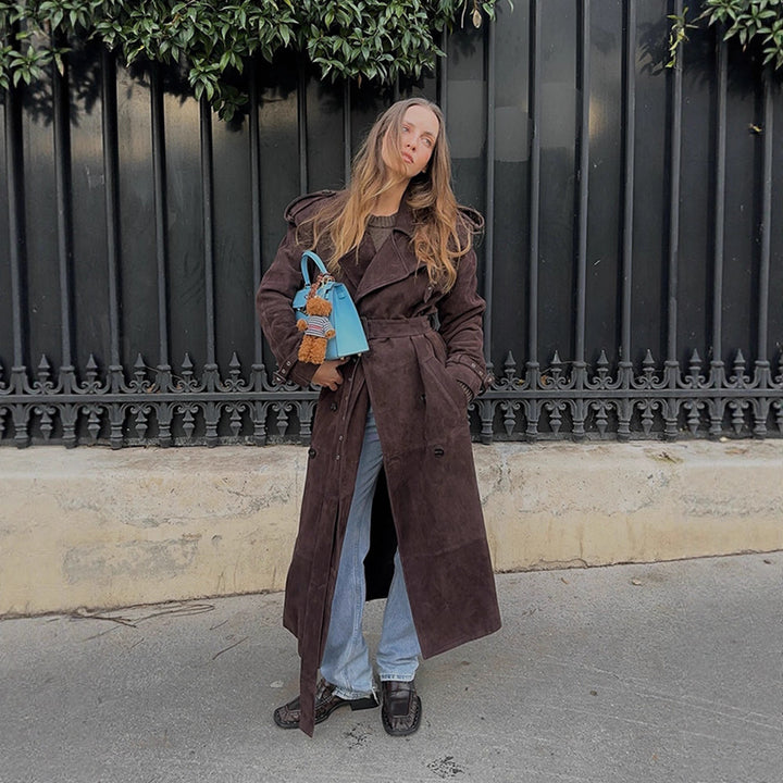 Kvinnors stiliga och bekväma långsuede trench coat Mirla-Eva Jonsson