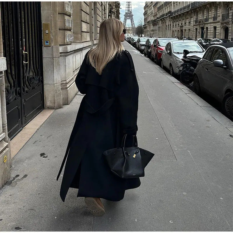 Kvinnors stiliga och tidlösa trench coat Mirla-Eva Jonsson