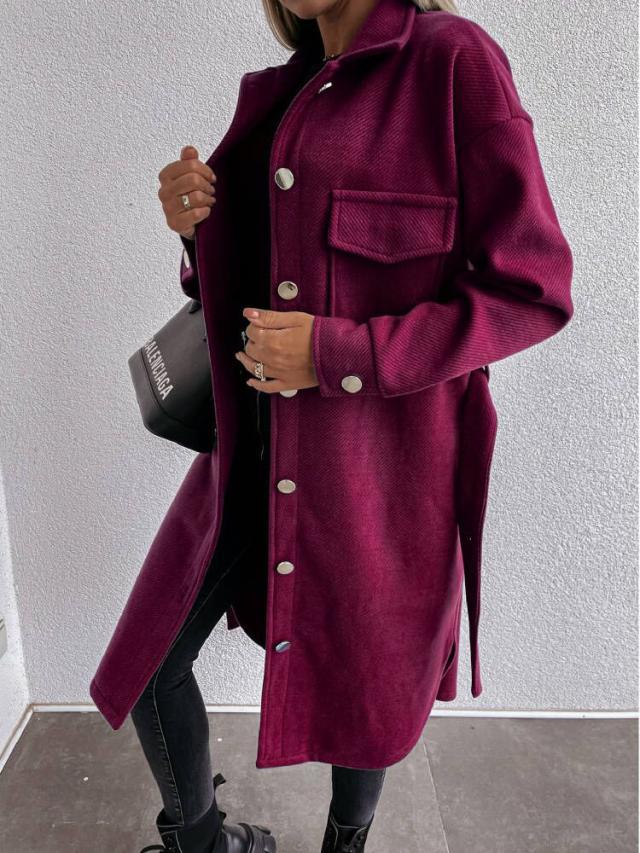 Kvinnors stiliga overshirt-jacka med praktiska fickor och tryckknap stängning Mirla-Eva Jonsson