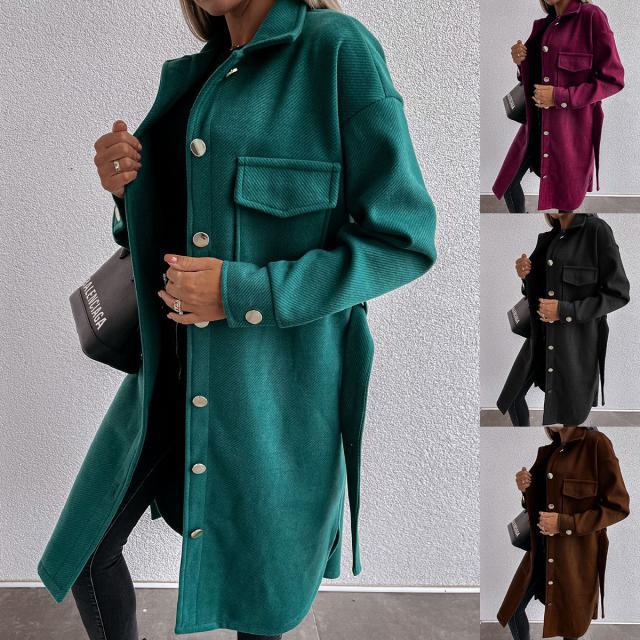 Kvinnors stiliga overshirt-jacka med praktiska fickor och tryckknap stängning Mirla-Eva Jonsson