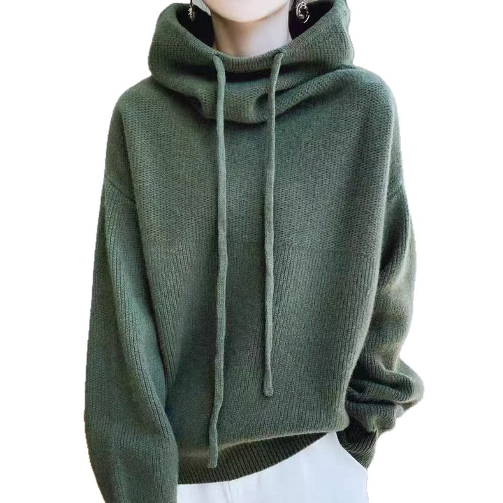 Kvinnors stiliga oversized tröja med hög krage och snörningsdetaljer Mirla-Eva Jonsson