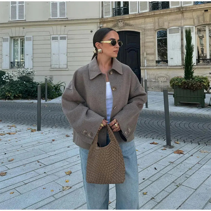 Kvinnors stiliga oversized ullrock Mirla-Eva Jonsson