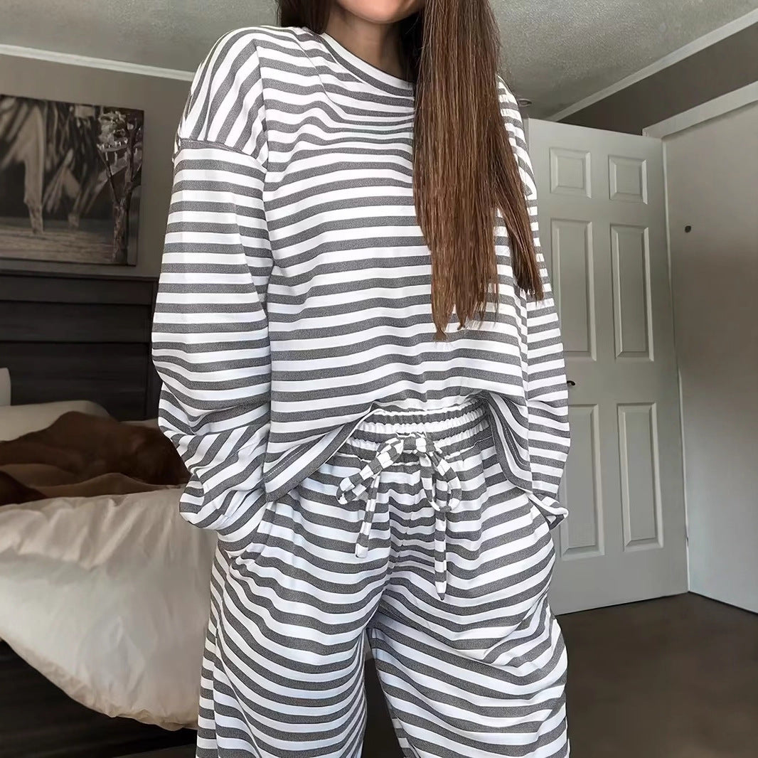 Kvinnors stiliga randiga fritidsset Mirla-Eva Jonsson