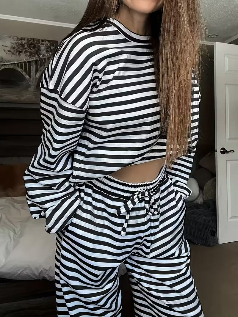 Kvinnors stiliga randiga fritidsset Mirla-Eva Jonsson