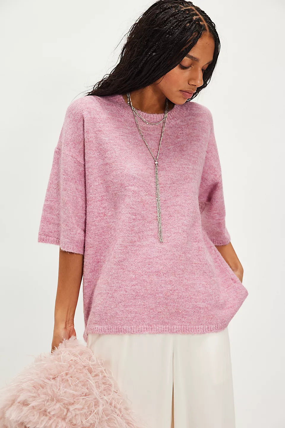 Kvinnors stiliga semi-transparenta sweatshirt med spets och avslappnad passform Mirla-Eva Jonsson