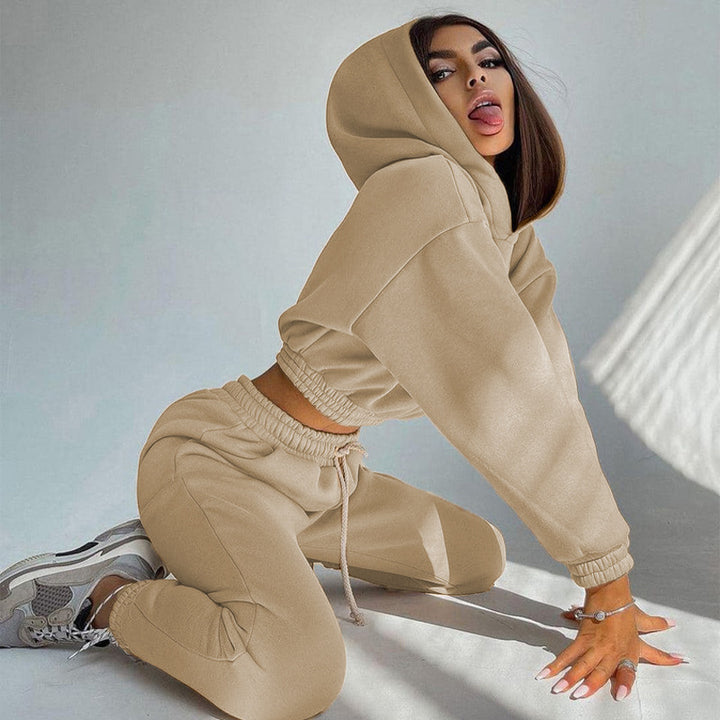 Kvinnors stiliga sweatshirt och bekväm jogger-set Mirla-Eva Jonsson
