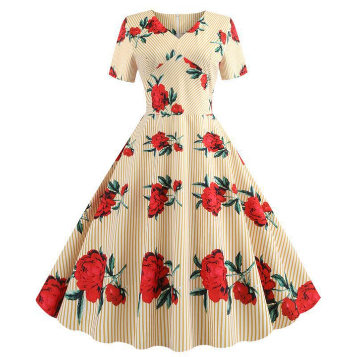 Kvinnors svängklänning med blommönster och elegant V-hals Mirla-Eva Jonsson