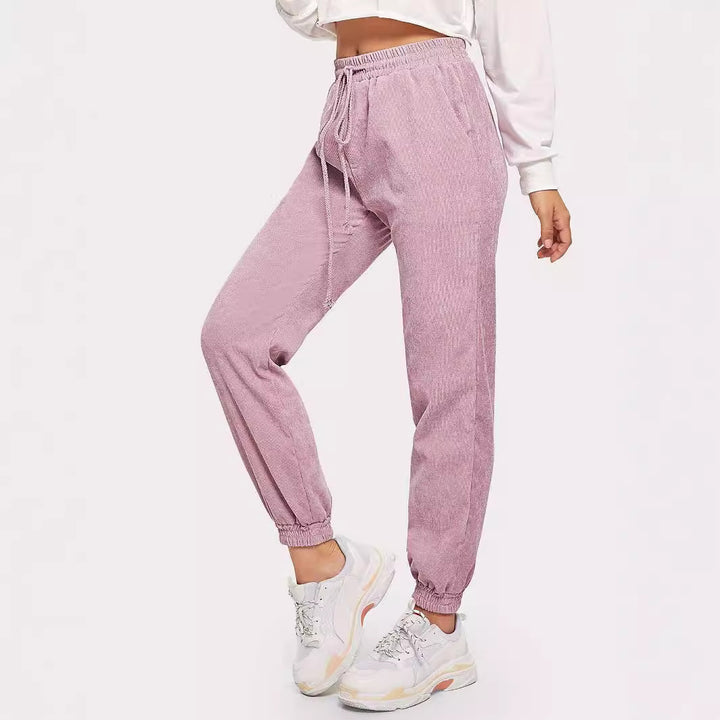 Kvinnors sweatpants med elastisk midja och praktiska sidofickor Mirla-Eva Jonsson