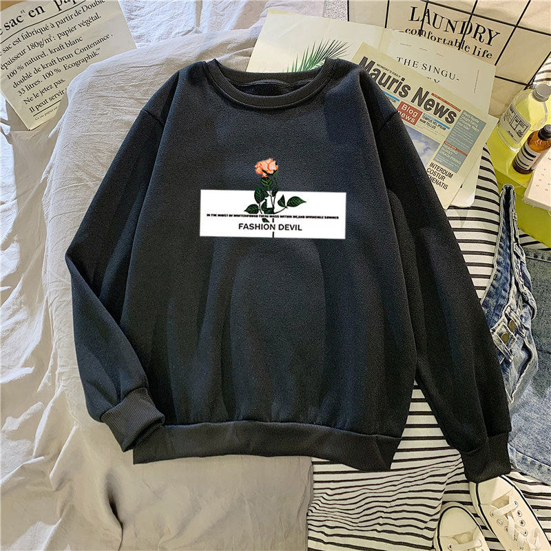Kvinnors sweatshirt med blommotiv Mirla-Eva Jonsson