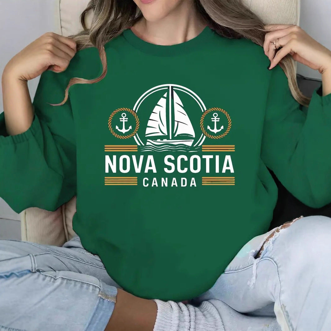 Kvinnors sweatshirt med ett maritimt segelmönster och diskret Mirla-tryck-Eva Jonsson