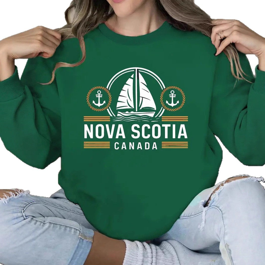 Kvinnors sweatshirt med ett maritimt segelmönster och diskret Mirla-tryck-Eva Jonsson