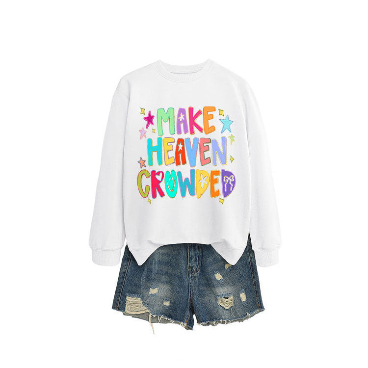 Kvinnors sweatshirt med färgglad design och lekfulla bokstäver Mirla-Eva Jonsson