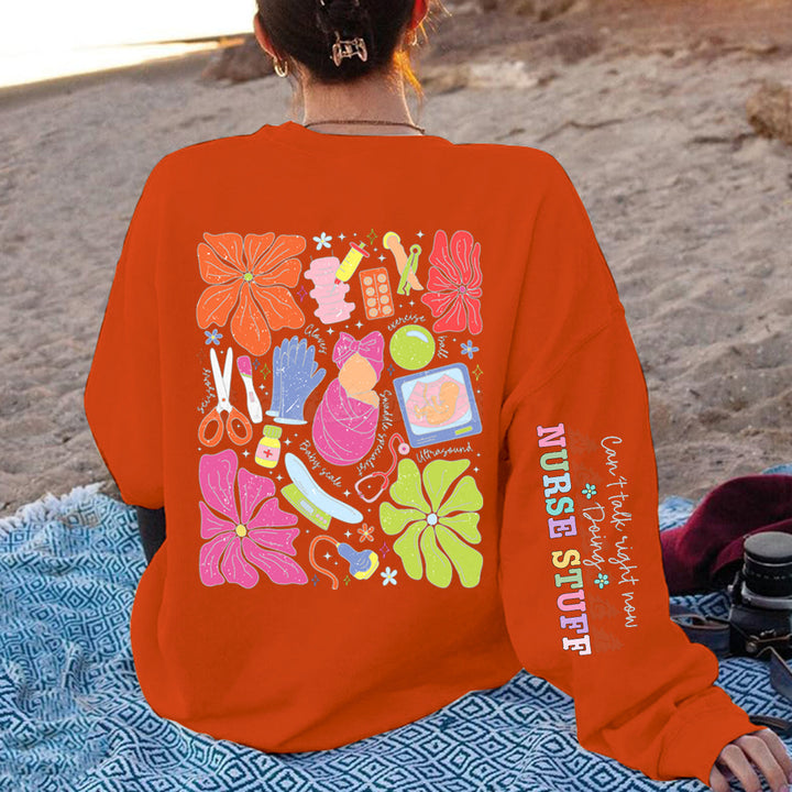 Kvinnors sweatshirt med färggrafisk design och originalvårdsmotiv Mirla-Eva Jonsson
