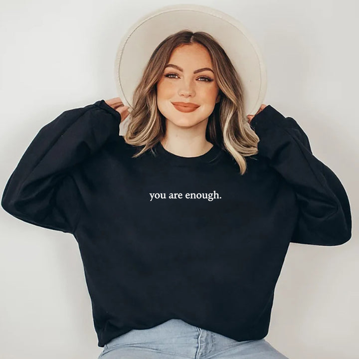 Kvinnors sweatshirt med inspirerande design och bekväm passform Mirla-Eva Jonsson