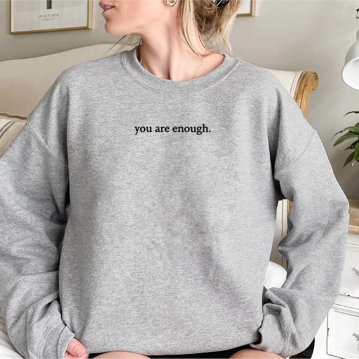 Kvinnors sweatshirt med inspirerande design och bekväm passform Mirla-Eva Jonsson