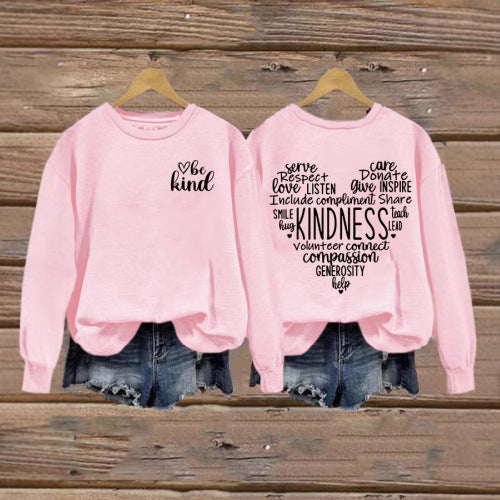 Kvinnors sweatshirt med inspirerande kall design och generös passform Mirla-Eva Jonsson