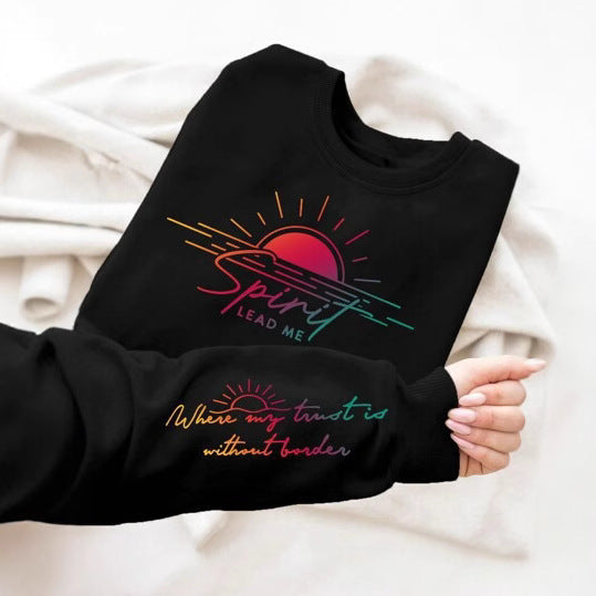 Kvinnors sweatshirt med inspirerande tryck och mjukt flödande tyg Mirla-Eva Jonsson