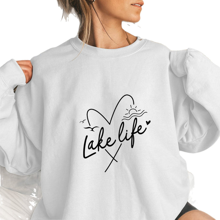 Kvinnors sweatshirt med korta ärmar och hjärtmotiv Mirla-Eva Jonsson