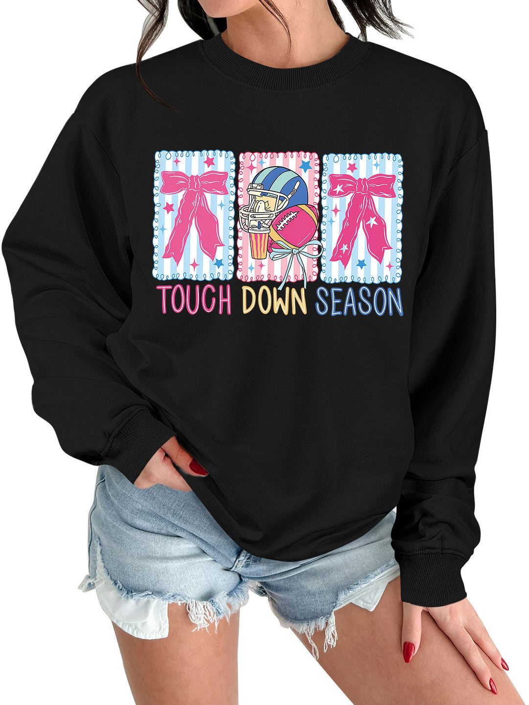 Kvinnors sweatshirt med kreativ fotbollsmotiv och avslappnad passform Mirla-Eva Jonsson