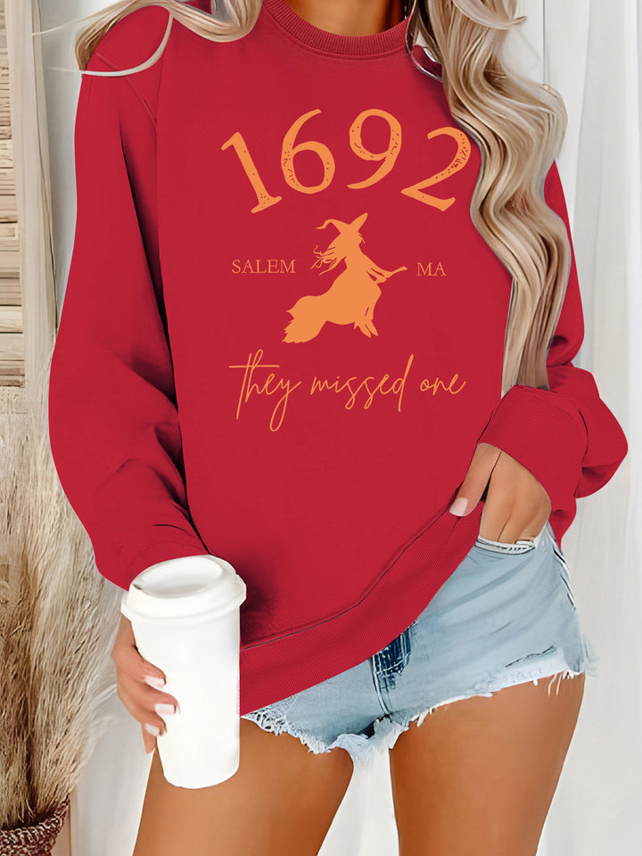 Kvinnors sweatshirt med kreativ häxdesign och bekväm passform Mirla-Eva Jonsson