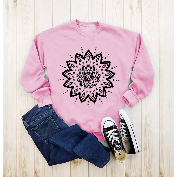 Kvinnors sweatshirt med kreativ mandala-design och avslappnad passform Mirla-Eva Jonsson