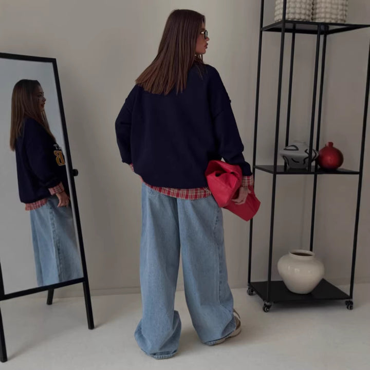 Kvinnors sweatshirt med kreativ text och avslappnad passform Mirla-Eva Jonsson