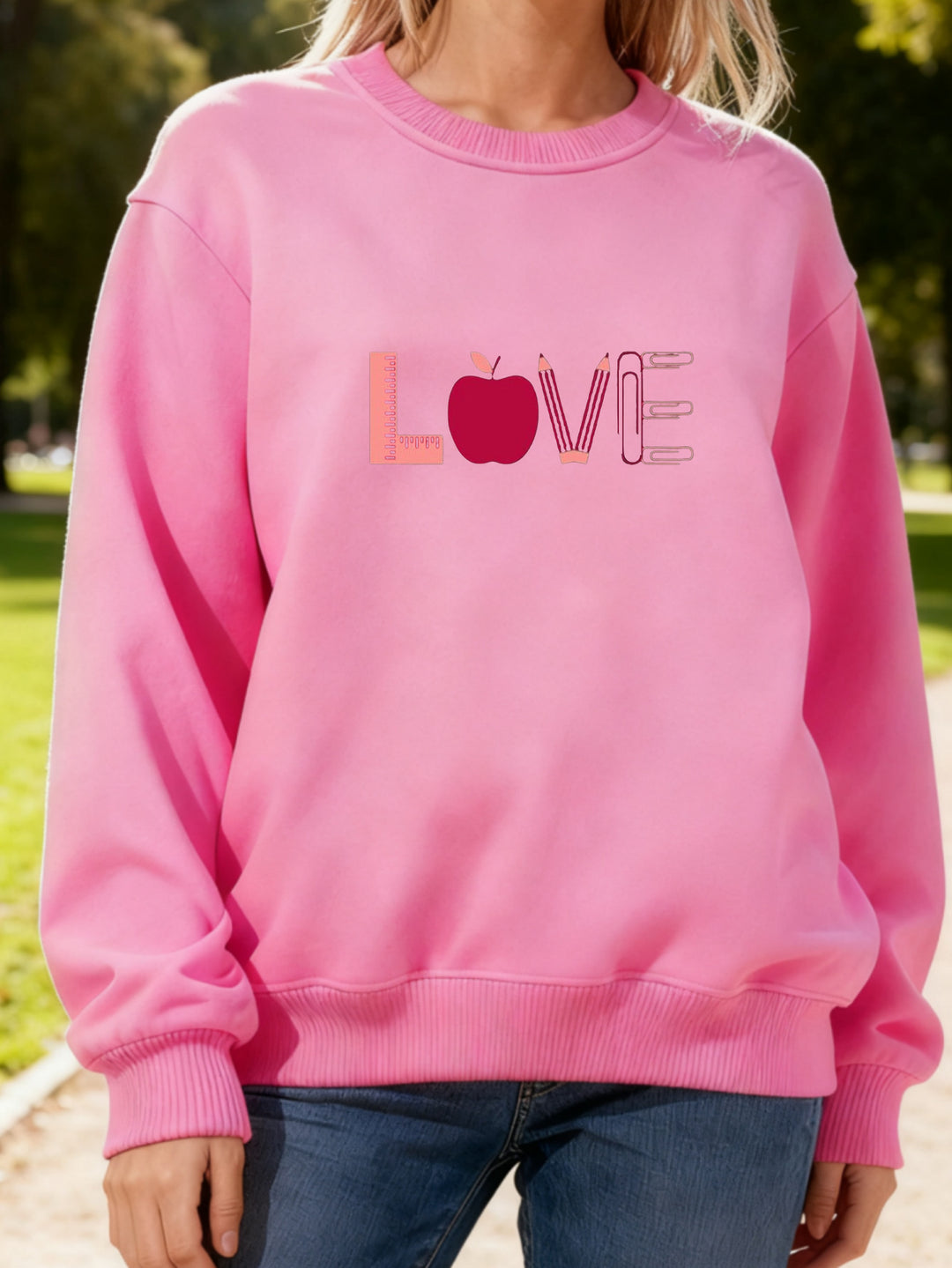 Kvinnors sweatshirt med kreativt kärleksmotiv Mirla-Eva Jonsson