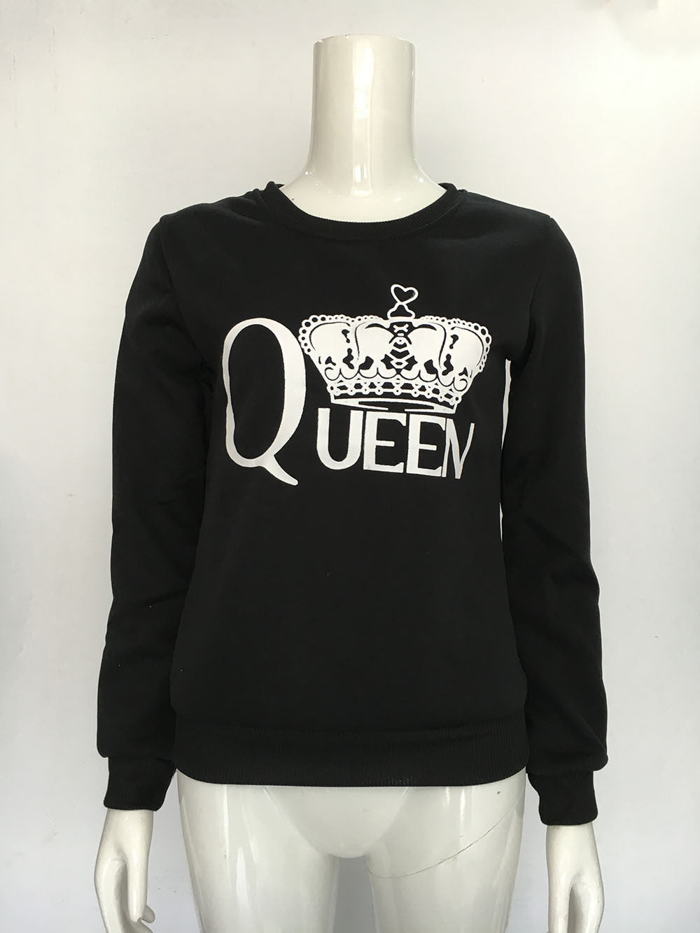 Kvinnors sweatshirt med kungligt tryck Mirla-Eva Jonsson