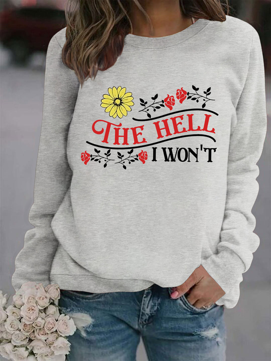 Kvinnors sweatshirt med lekfullt motiv och bekväm passform Mirla-Eva Jonsson