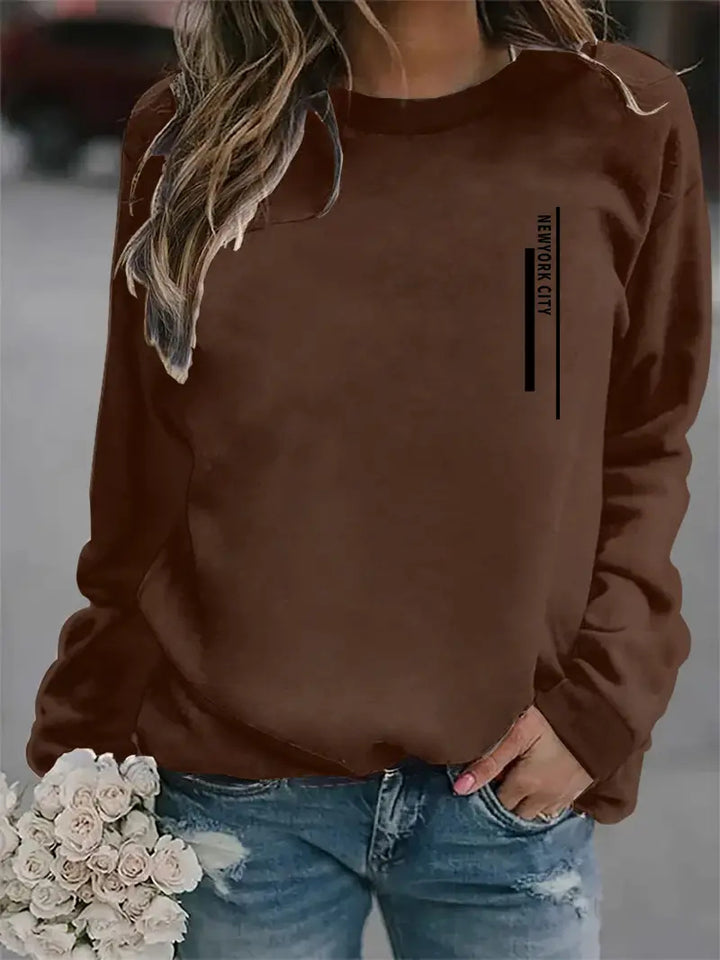 Kvinnors sweatshirt med modern stadstryck Mirla-Eva Jonsson