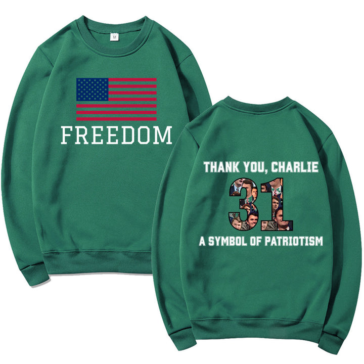 Kvinnors sweatshirt med patriotisk tryck och mjukt material Mirla-Eva Jonsson