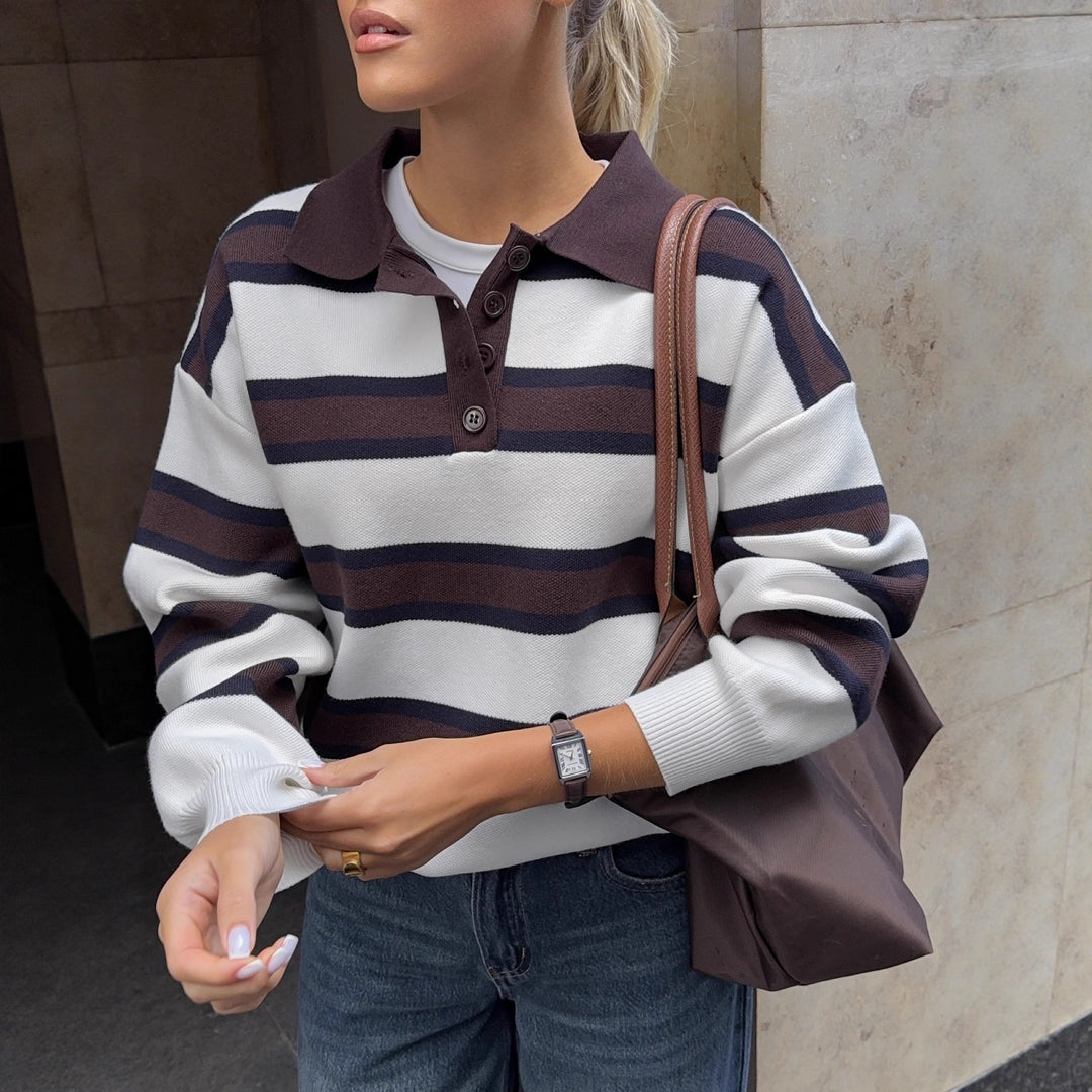 Kvinnors sweatshirt med randmönster och knappslå Mirla-Eva Jonsson