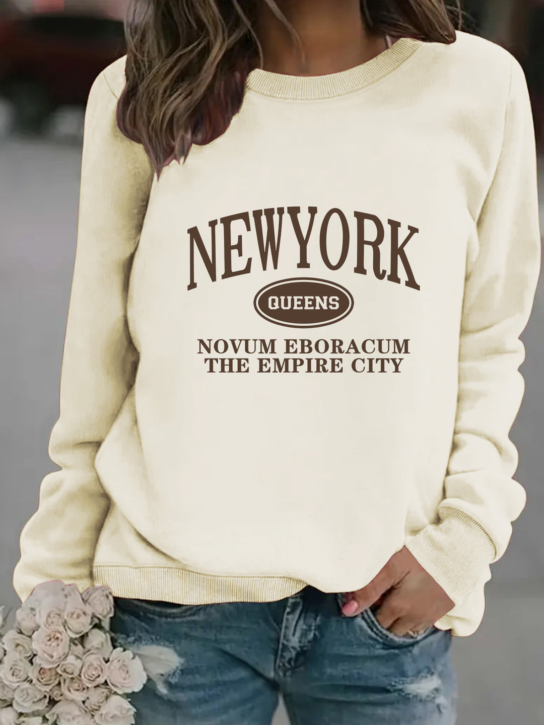 Kvinnors sweatshirt med stiligt New Yorker-tryck Mirla-Eva Jonsson