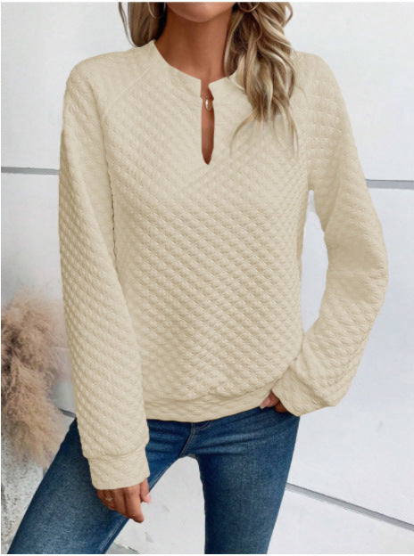 Kvinnors sweatshirt med texturerad quiltad design och moderiktig halsringning Mirla-Eva Jonsson