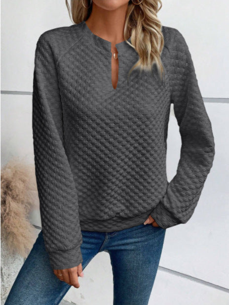Kvinnors sweatshirt med texturerad quiltad design och moderiktig halsringning Mirla-Eva Jonsson
