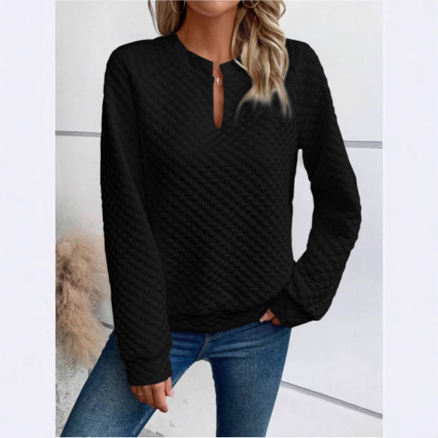 Kvinnors sweatshirt med texturerad quiltad design och moderiktig halsringning Mirla-Eva Jonsson