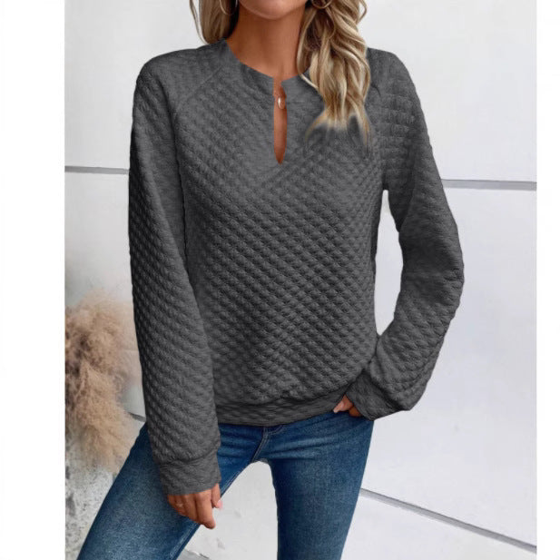 Kvinnors sweatshirt med texturerad quiltad design och moderiktig halsringning Mirla-Eva Jonsson