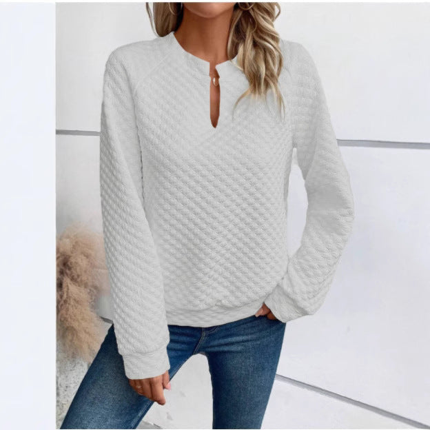 Kvinnors sweatshirt med texturerad quiltad design och moderiktig halsringning Mirla-Eva Jonsson