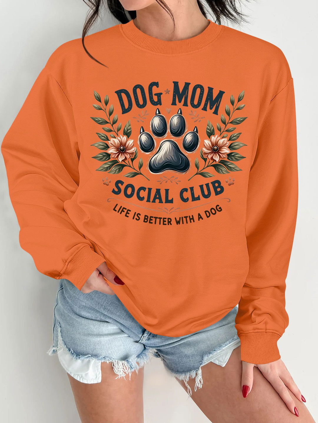 Kvinnors sweatshirt med trendigt hundmotiv och förbättrad tryck Mirla-Eva Jonsson