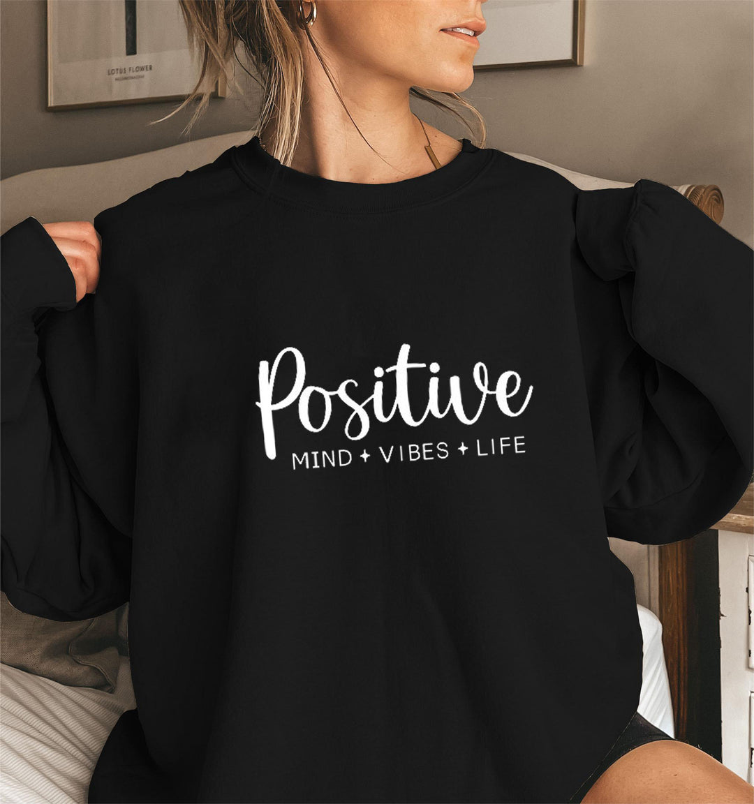 Kvinnors sweatshirt med voluminösa ärmar och inspirerande tryck Mirla-Eva Jonsson