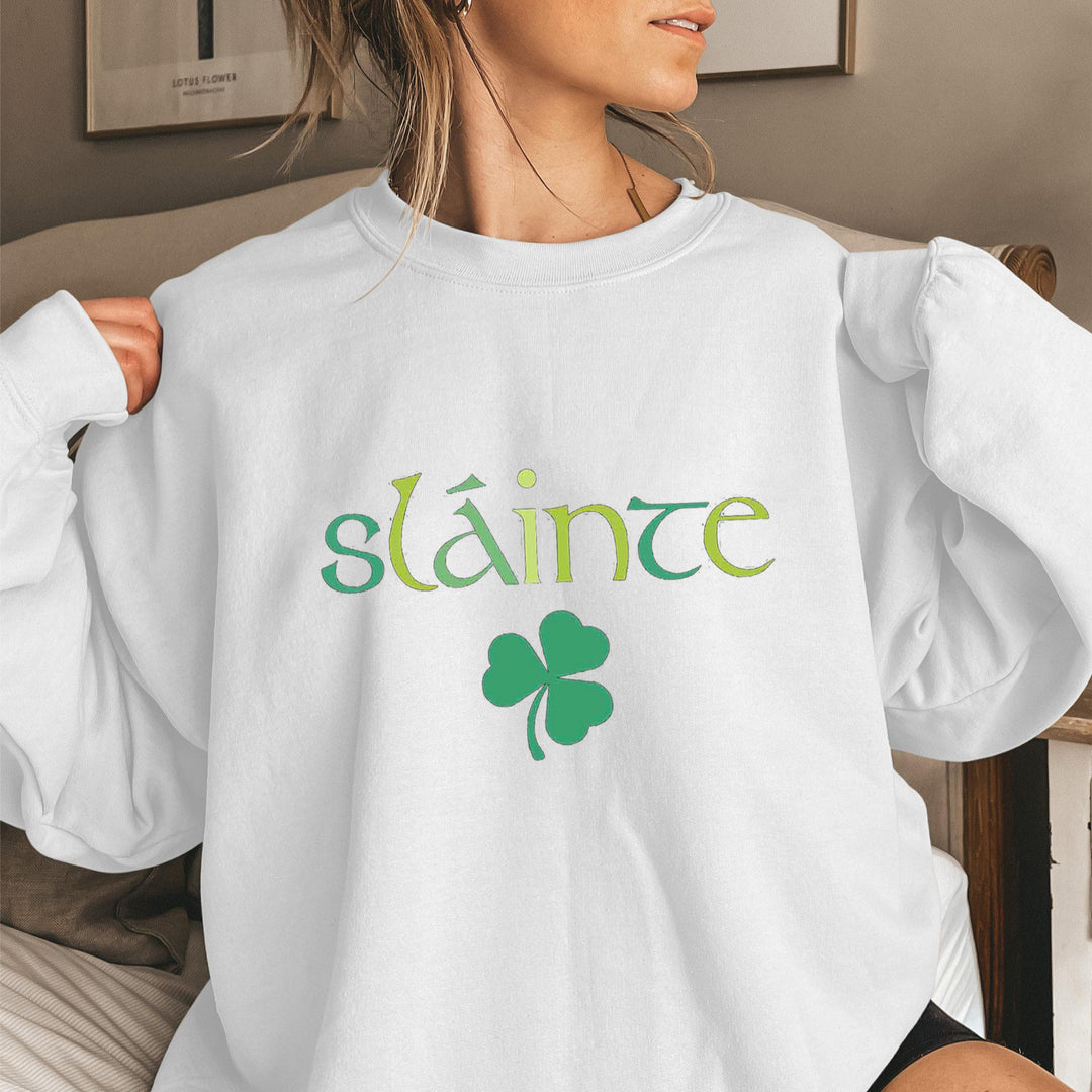 Kvinnors sweatshirt med voluminösa ärmar och motiverande design Mirla-Eva Jonsson