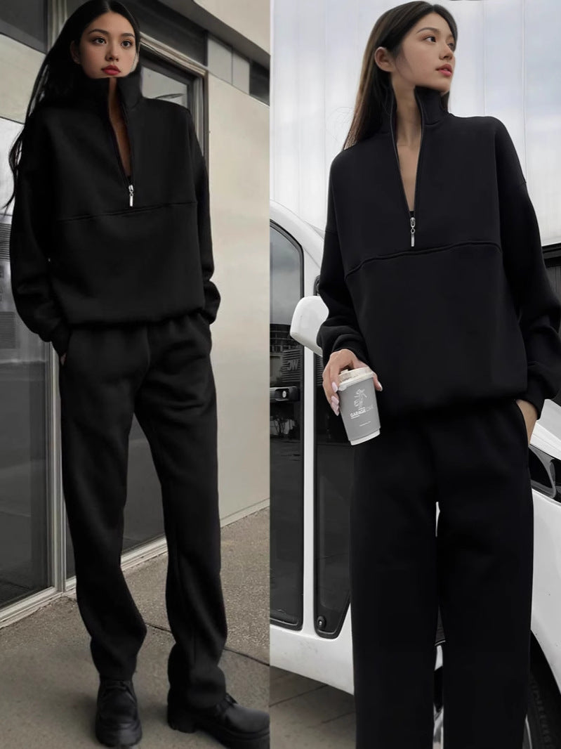 Kvinnors sweatshirt och joggingbyxor set med modern ståkrage Mirla-Eva Jonsson